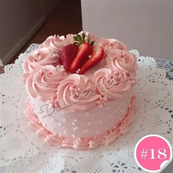 Torta diseño 18, Frutilla y perlitas