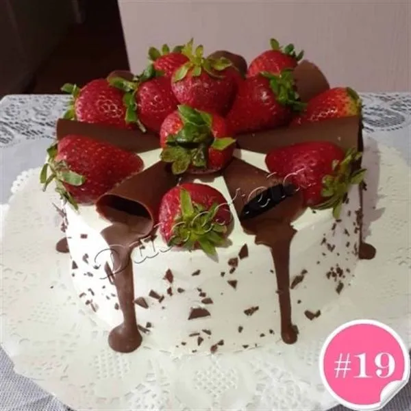 Torta diseño 19, Conos de chocolate